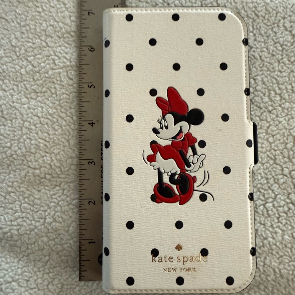 Disney Minnie Mouse Polka Dot Phone Case - White and Red